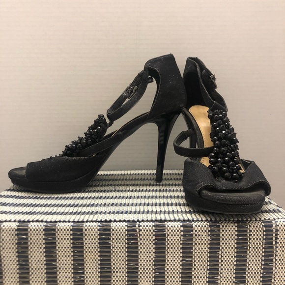 Gianni Bini Heels - Picture 2 of 16